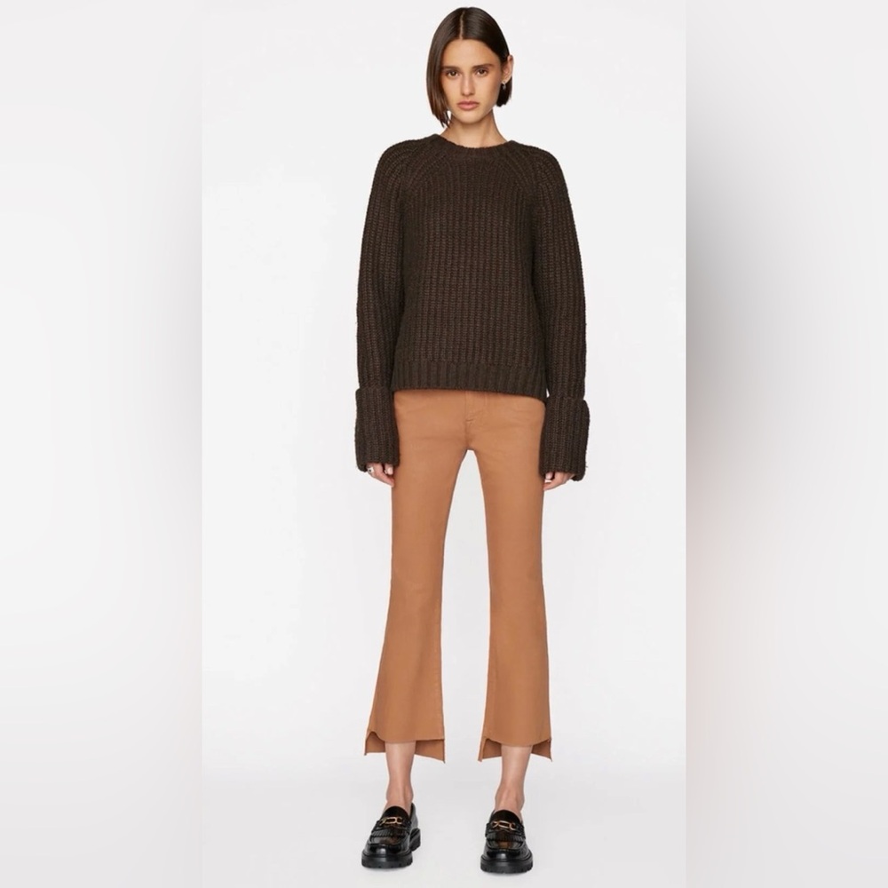 FRAME LE CROP MINI BOOT IN LATTE Size 25